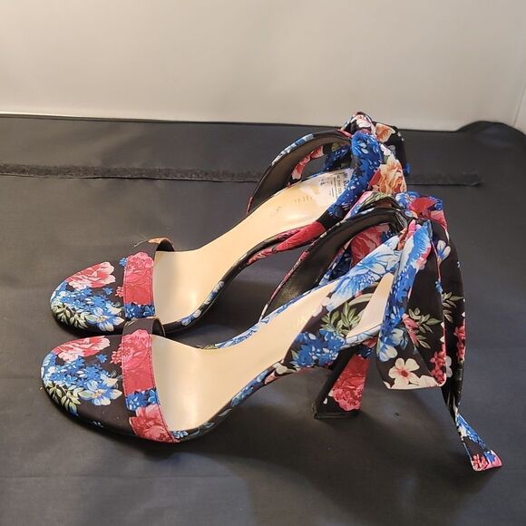 BRAND NEW NINE WEST KOBS ANKLE BOWNOT TIE SANDAL (WOMEN) - Picture 6 of 16